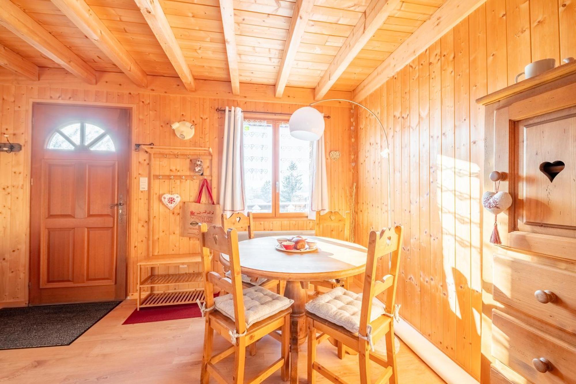 Chalet L'Embellie - Chalet Avec Piscine Partagee Saint-Laurent-en-Grandvaux Екстер'єр фото